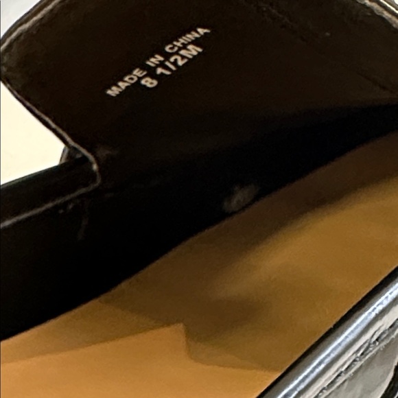 Banana Republic Black slide on Penny loafer Size 8 1/2 - Picture 13 of 13